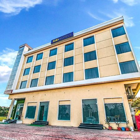 Fabhotel Amrit Greens Indore Airport Exteriör bild